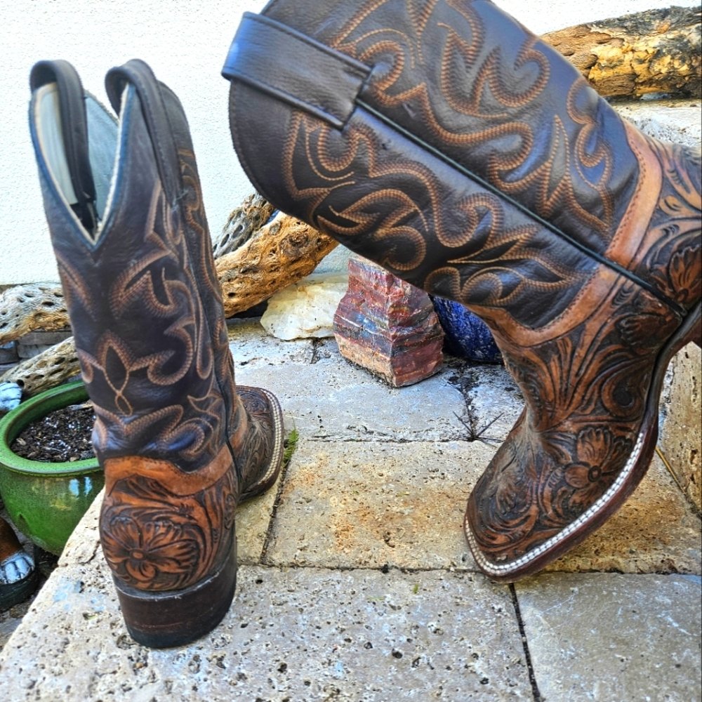 Custom Handmade Cowgirl Boots